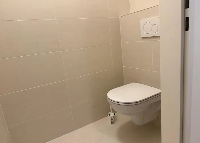 Apartman Train Station, Kahlenberg, Historic, Danube - Axara Housing Fhg 20