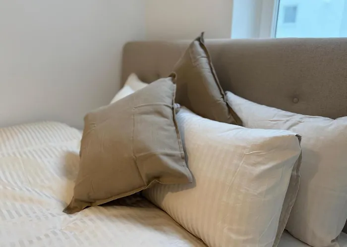 Apartman Train Station, Kahlenberg, Historic, Danube - Axara Housing Fhg 20
